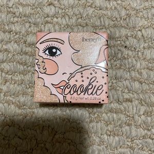 Benefit Cookie Highlighter